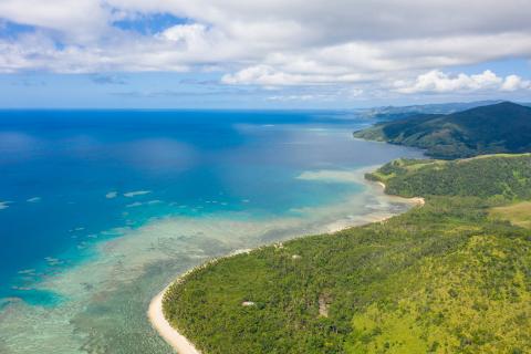 Paysage côtier typique du Pacifique insulaire (©CPS)